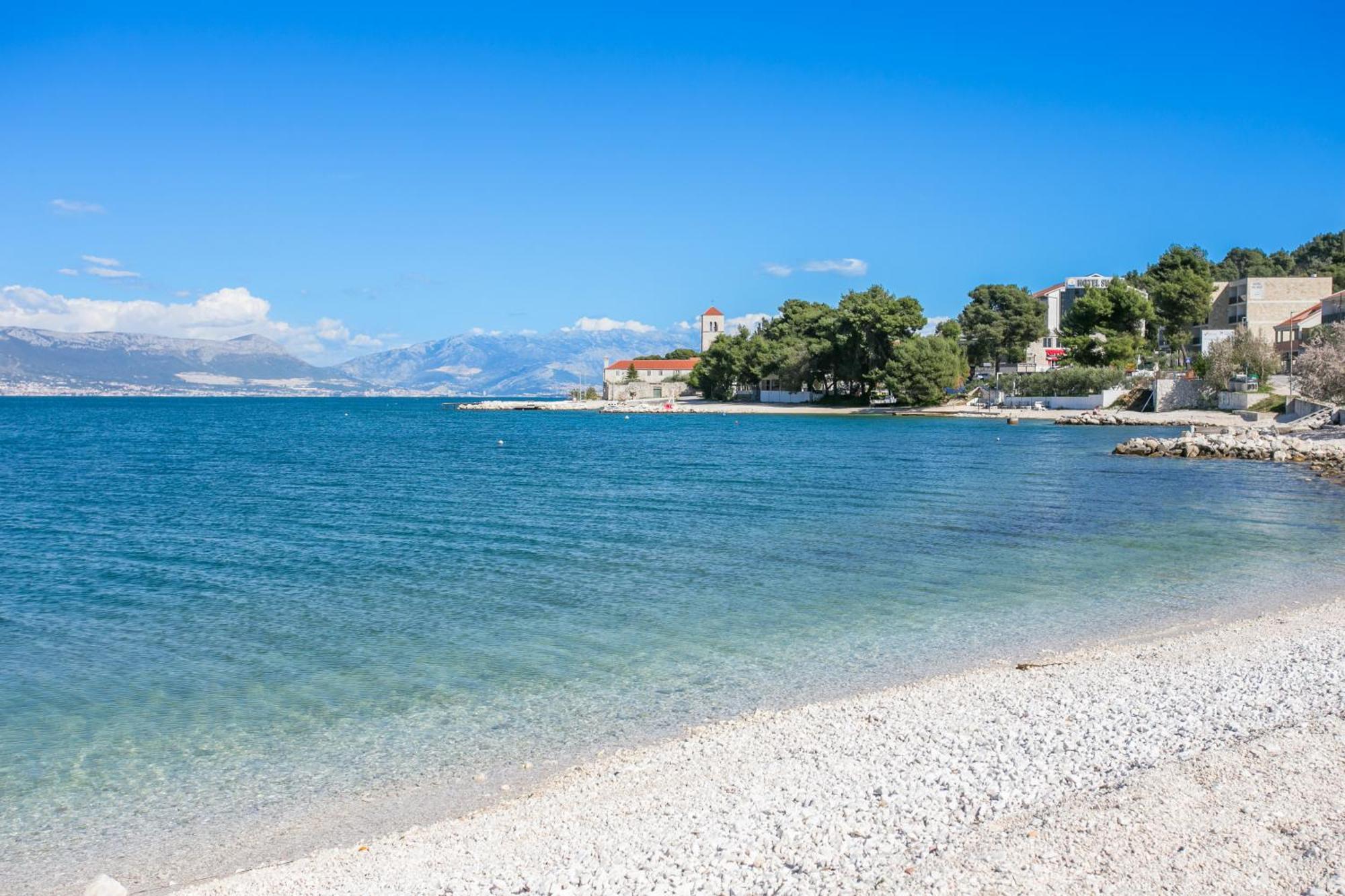 Apartments By The Sea Mastrinka, Ciovo - 4836 トロギール エクステリア 写真